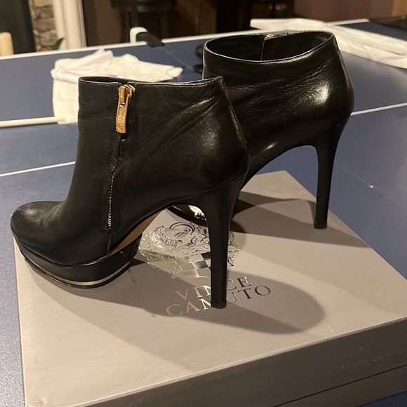 Vince camuto platform heel booties - Picture 3 of 4